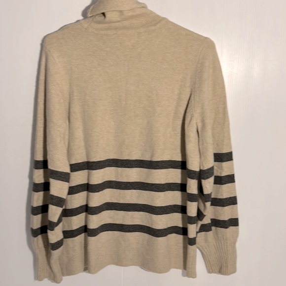 Michael Kors Large Sweater - Picture 5 of 12